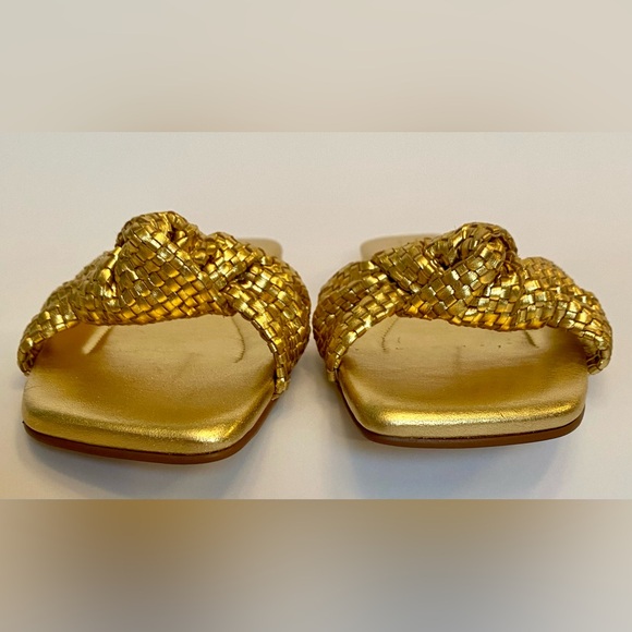 NWT Marc Fisher Marlon Slide gold flat sandal in women’s size 6M - Picture 3 of 16